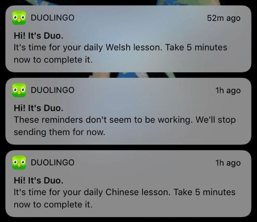 Duolingo đã tạo ra Push Notification khích lệ người dùng duy trì việc học ngoại ngữ 