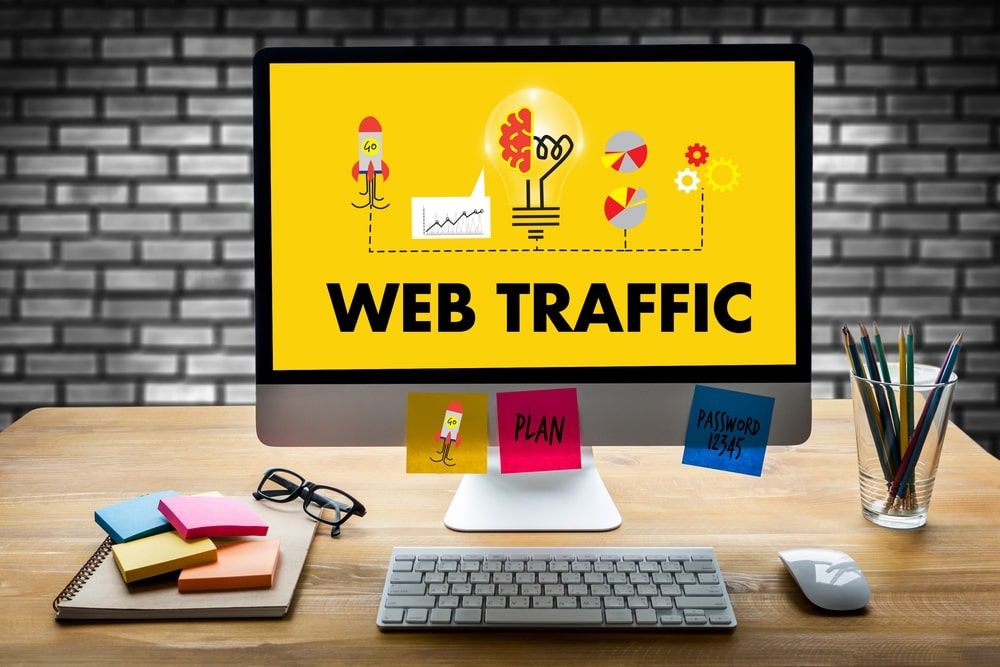Traffic hiểu đơn giản là lượng người ghé thăm website, nghiên cứu traffic để tìm ra nhiều touch point giữa website và user