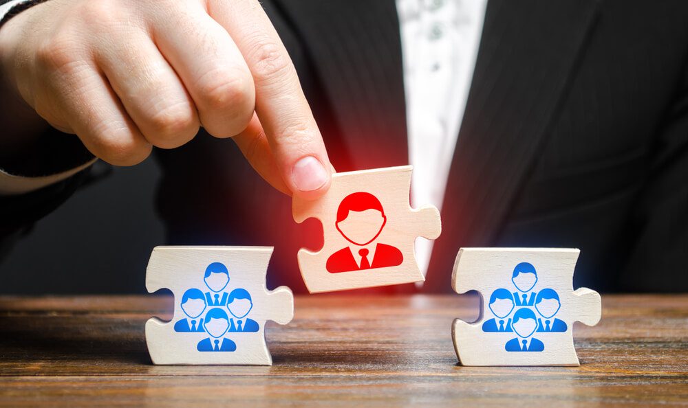 Việc định nghĩa rõ ràng vai trò của CMO—hiện là vị trí trong C-suite dễ bị hiểu theo nhiều cách nhất—sẽ giúp những người giữ vị trí này phát huy tối đa tiềm năng.